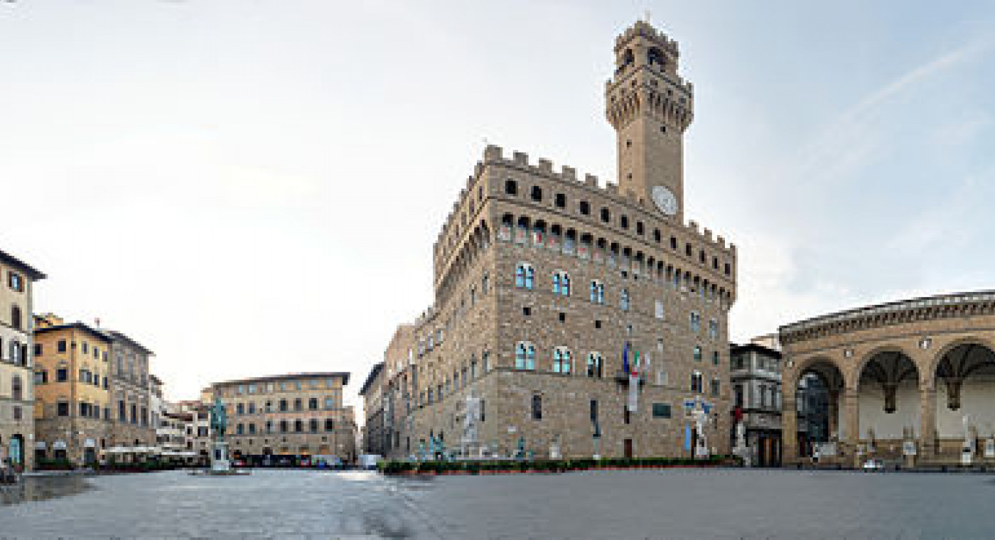 O melhor da Praça Signoria: Galeria Uffizi e Torre di Arnolfo 